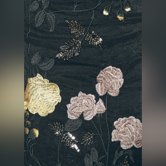 Lulu’s Rue Black Floral Embroidered Sequin Bodycon Mini Dress - Picture 5 of 5